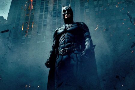 Ator explica por que Gotham de O Cavaleiro das Trevas se parece o mundo atual Batman O Cavaleiro das Trevas