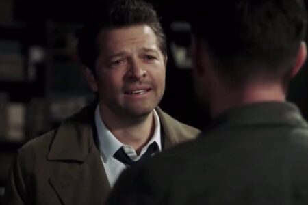 Castiel (Misha Collins) e Dean (Jensen Ackles) em Supernatural