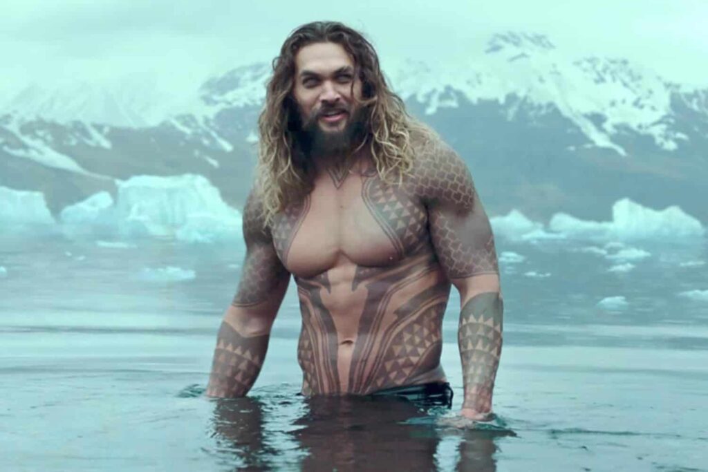 Jason Momoa como Aquaman