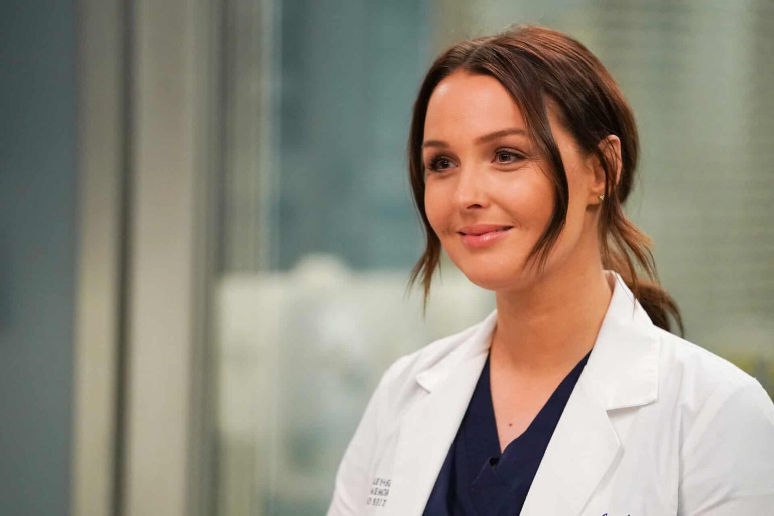 Casal inesperado deixa fãs empolgados em Grey’s Anatomy Jo Greys