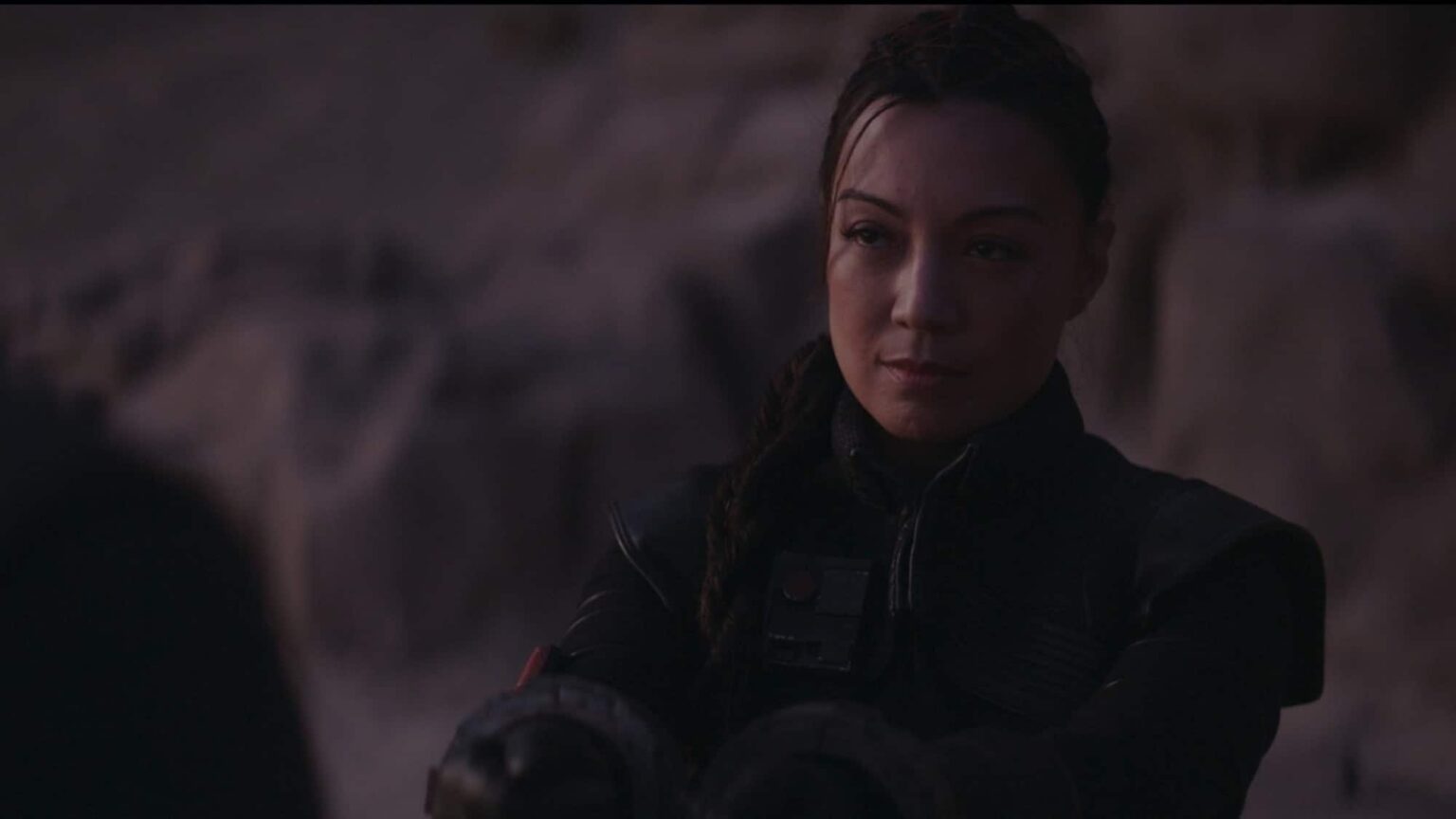 Atriz de The Mandalorian faz apelo aos fãs para voltar para série Ming-Na Wen em The Mandalorian