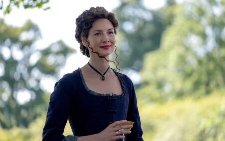 Claire (Caitriona Balfe) em Outlander: (Reprodução)