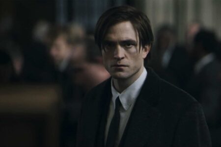 The Batman ganhará uma sequência? Robert Pattinson como Bruce Wayne em Batman (Reprodução / DC)