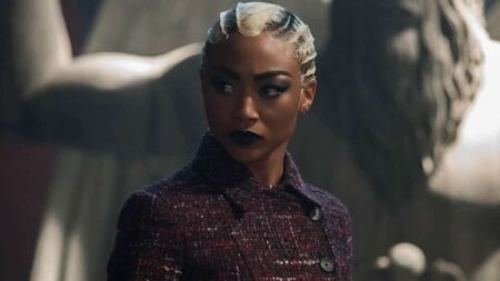 Tati Gabrielle em O Mundo Sombrio de Sabrina