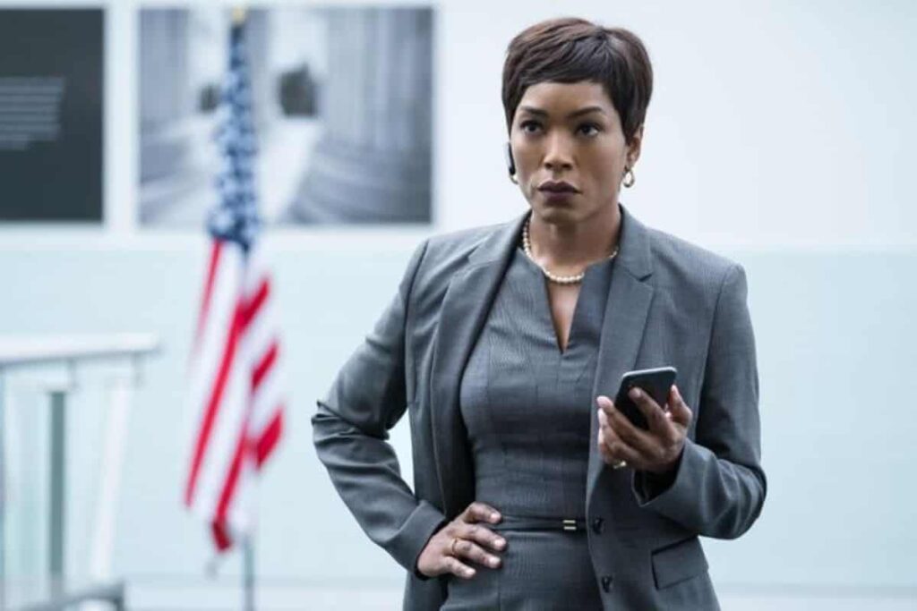 Missão: Impossível 7 não terá presença de personagem chave Angela Bassett em Missão Impossível – Efeito Fallout (Reprodução)