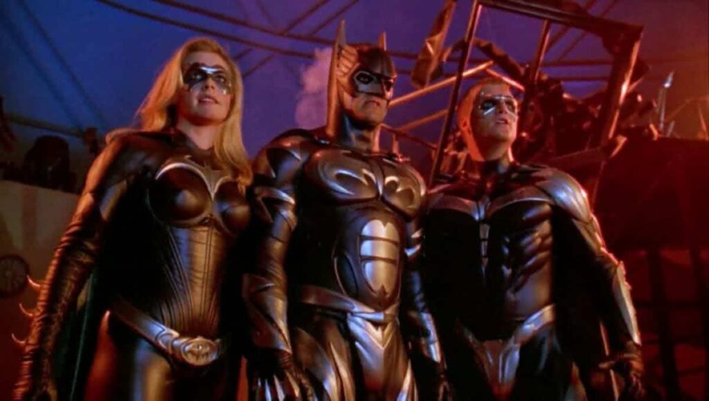 George Clooney abre o jogo sobre sua participação em Batman e Robin Cena de Batman e Robin (Reprodução / Warner Bros.)
