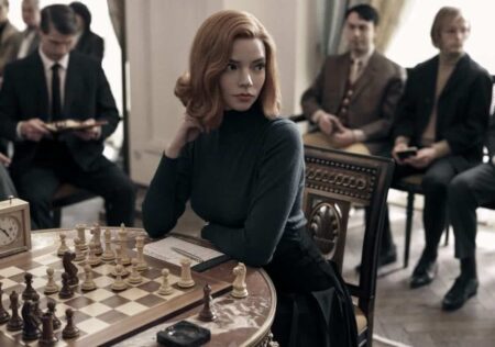 Anya Taylor-Joy, protagonista de O Gambito da Rainha, revela que se acha feia o gambito da rainha