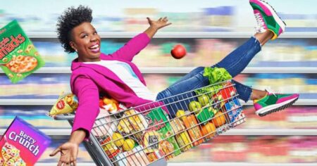 Leslie Jones compartilha por que optou por refazer Supermarket Sweep Leslie Jones em Supermarket Sweep (Divulgação / ABC)