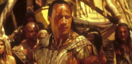 Dwayne Johnson torce para Brendan Fraser ganhar um Oscar e revela história com o ator Dwayne Johnson em O Escorpião Rei (Reprodução / Universal)