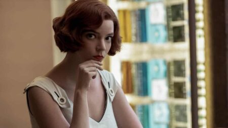Beth (Anya Taylor-Joy) em O Gambito da Rainha (Reprodução)