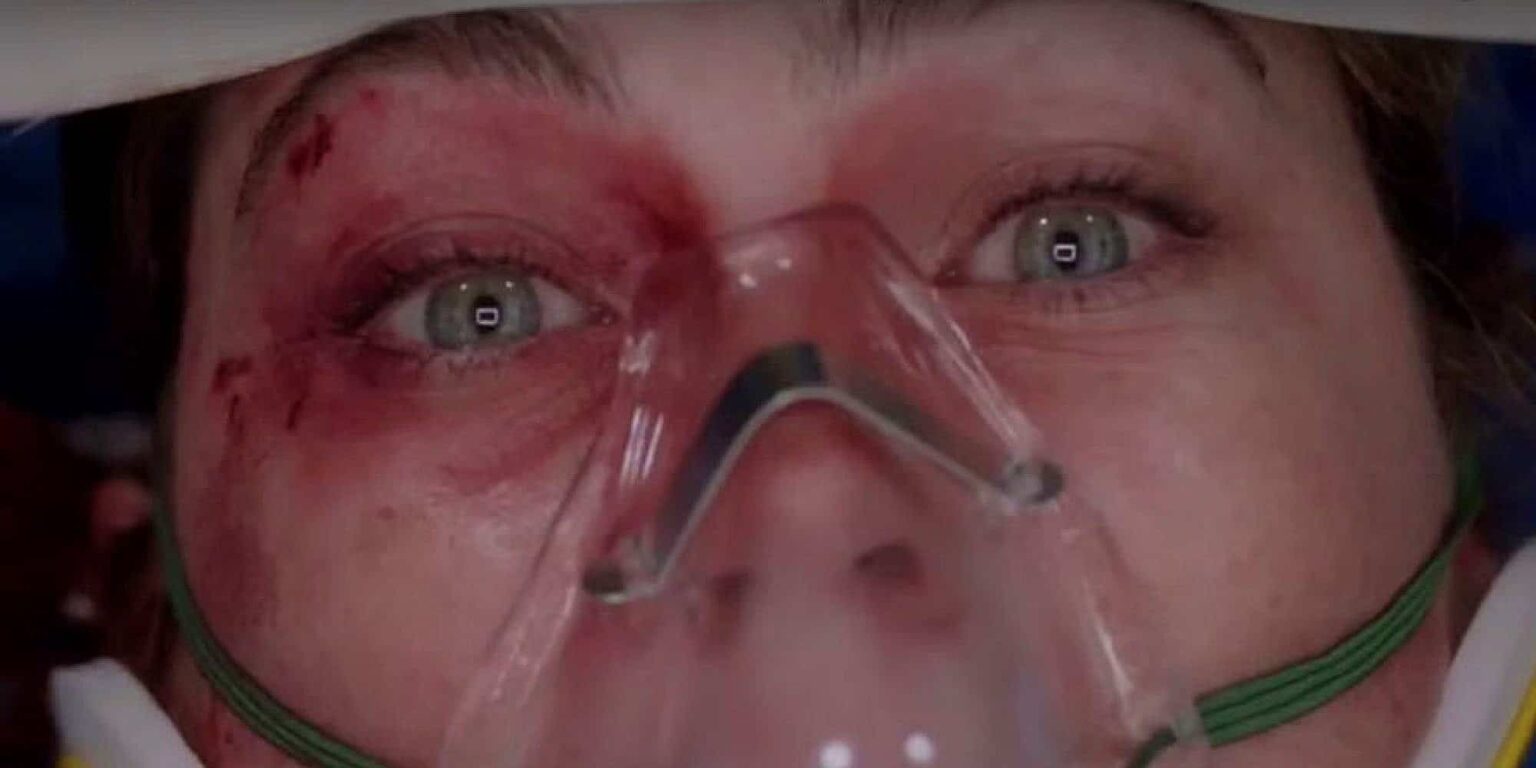 Coronavírus causa mais problemas em Los Angeles e inúmeras séries têm produção interrompida Meredith Grey (Ellen Pompeo) em Grey's Anatomy (Reprodução)