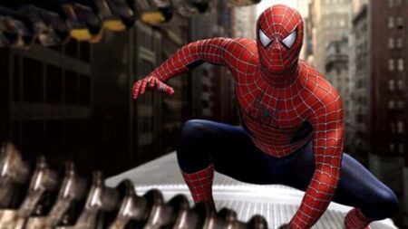 Executivos da Sony voltam a defender lançamentos nos cinemas e tomam decisão Cena de Homem-Aranha 2 (Reprodução / Sony)