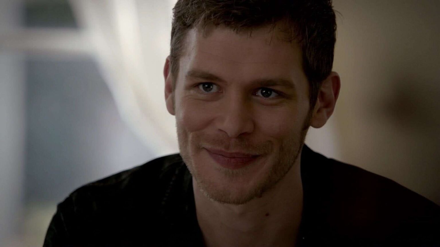 Por que se diz que The Originals virou o jogo no canal The CW? Klaus (Joseph Morgan) em The Originals (Reprodução)