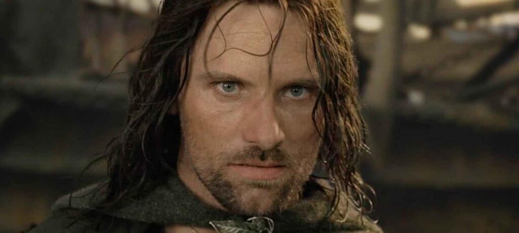 Conheça os 4 atores que quase interpretaram Aragorn em O Senhor dos Aneis Viggo Mortensen como Aragorn em O Senhor dos Anéis (Reprodução)
