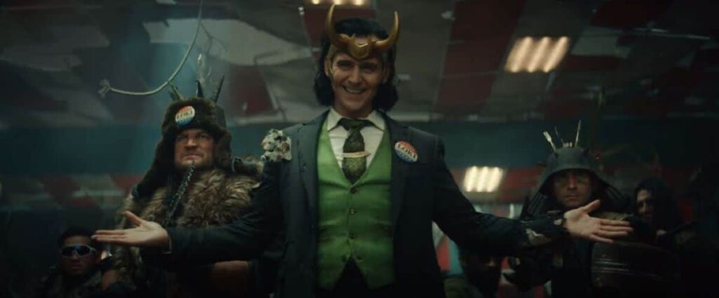 Divulgado diversos produtos da série Loki Cena de Loki (Reprodução / Disney+)