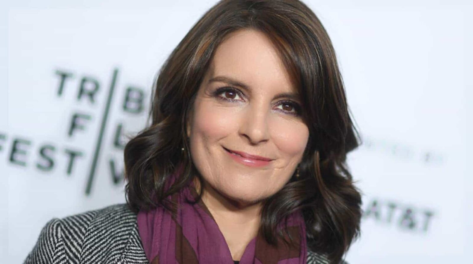Comediante diz que Kevin Spacey tentou dar em cima dela Tina Fey (Divulgação)