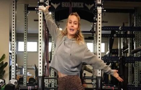 Brie Larson revela treino pesado com correntes para Capitã Marvel 2 Brie Larson home gym Captain Marvel 2 training