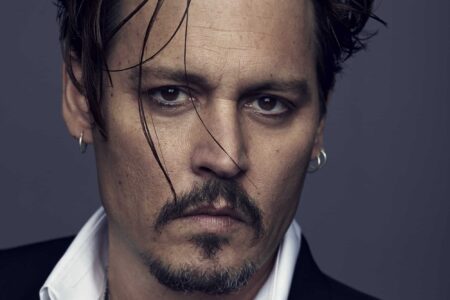 Johnny Depp está buscando novos projetos após demissão de Piratas do Caribe Johnny Depp