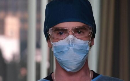 Sony marca data para retorno de The Good Doctor no Brasil Shaun (Freddie Highmore) em The Good Doctor: (Reprodução)