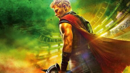 Chris Hemsworth no cartaz de Thor Ragnarok (Divulgação / Marvel)