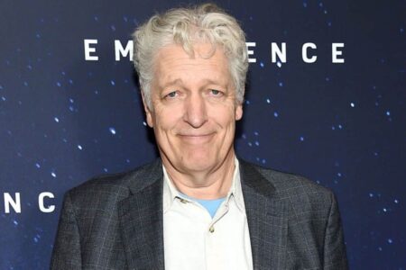 Ator revela mais detalhes sobre sua personagem em John Wick Clancy Brown (Divulgação)