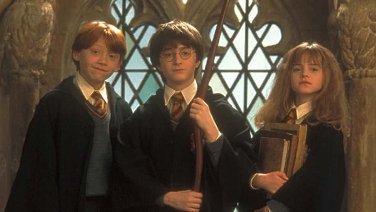 Trio protagonista dos filmes Harry Potter (Divulgação / Warner Bros.)