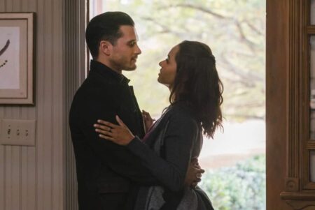 4 amizades de The Vampire Diaries e Crepúsculo que dariam bastante errado Bonnie Kat Graham e Enzo em The Vampire Diaries Reproducao
