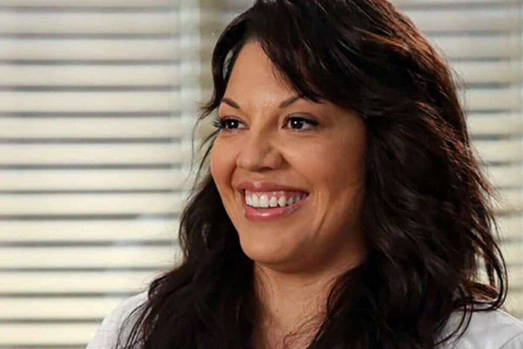 Callie (Sara Ramirez) em Grey's Anatomy: (Reprodução)