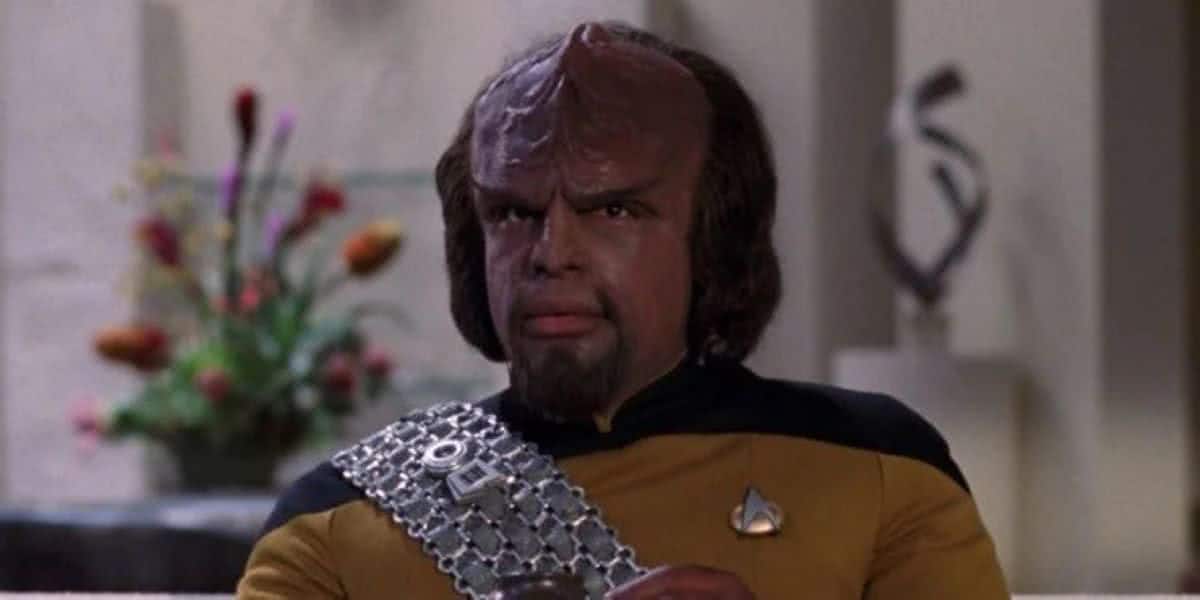 Worf (Michael Dorn) em Star Trek: Generations (Reprodução)