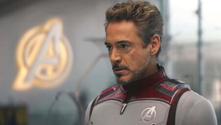 Robert Downey Jr. está ajudando a criar a versão do MCU do Dr. Destino Robert Downey Jr. como Tony Stark em Vingadores: Ultimato (Reprodução / Marvel)