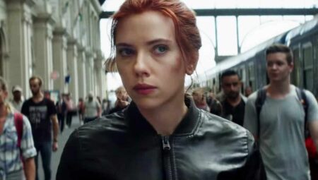 Scarlett Johansson como Natasha Romanoff em Viúva Negra (Reprodução / Marvel)