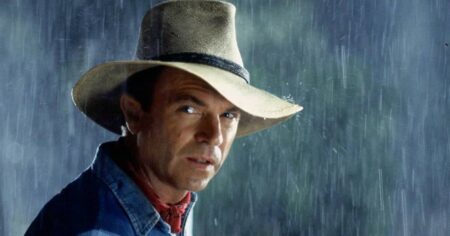 Sam Neill relembra críticas sobre seu sotaque em Jurassic Park Alan Grant (Sam Neill) em Jurassic Park (Reprodução / Universal)