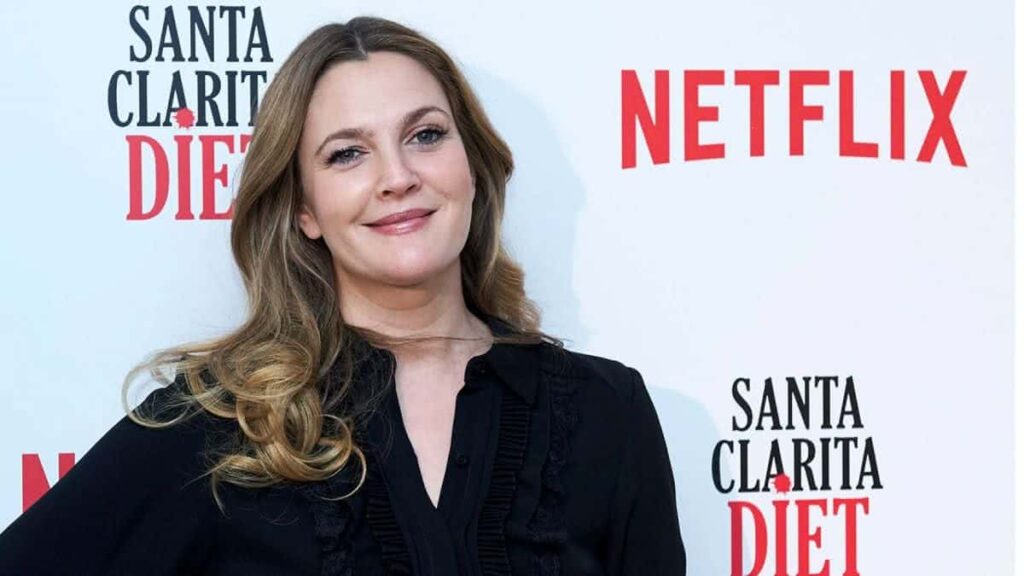 Drew Barrymore abre o jogo sobre vício e celebra dois anos e meio sóbria drewbarrymore