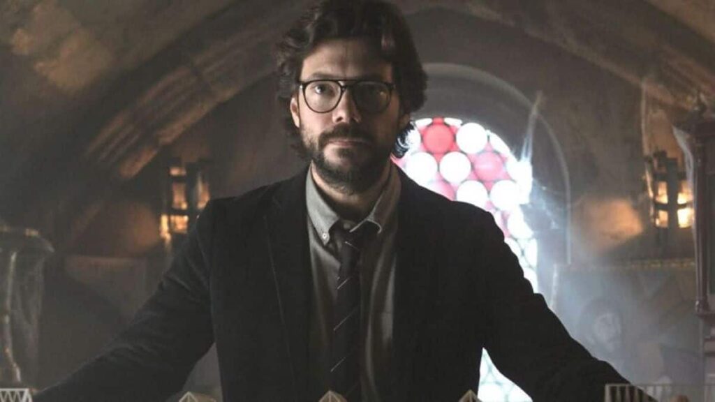 Professor (Álvaro Morte) em La Casa de Papel (Reprodução / Netflix)