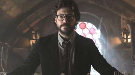 Professor (Álvaro Morte) em La Casa de Papel (Reprodução / Netflix)