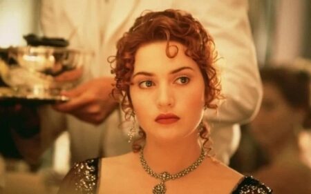 Kate Winslet reclama da fama pós-Titanic: “bastante desagradável” Rose (Kate Winslet) em Titanic (Reprodução)