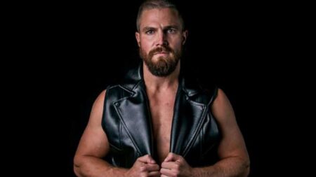 Stephen Amell em Heels (Divulgação / Starz)