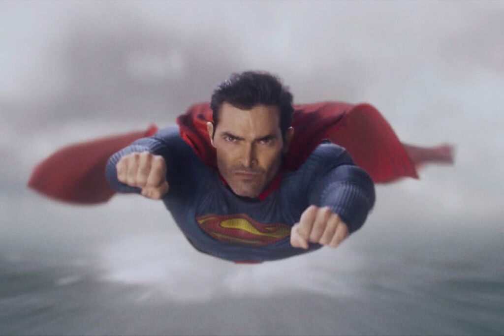Tyler Hoechlin fala sobre ser comparado a outros Supermen Superman (Tyler Hoechlin) em Superman & Lois (Reprodução / The CW)