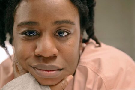 Atriz de Orange Is the New Black estrelará nova série produzida pela CBS uzo aduba