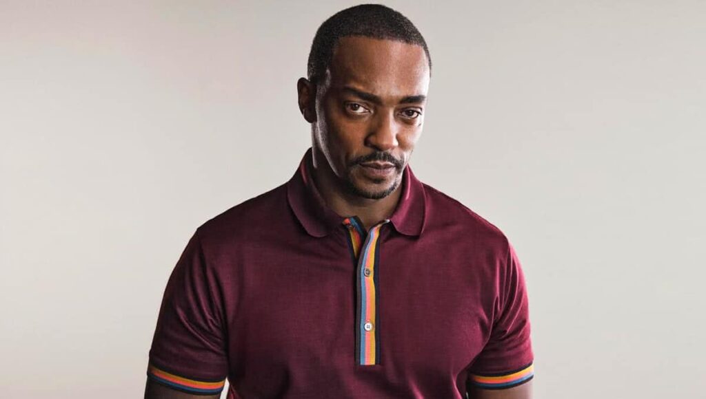 Pantera Negra: Anthony Mackie apoia decisão de não substituir Chadwick Boseman Anthony Mackie c