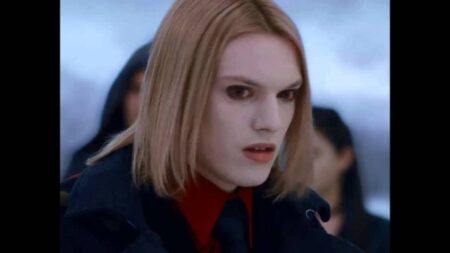 Caius Volturi (Jamie Campbell Bower) em A Saga Crepúsculo (Reprodução)