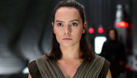 Star Wars: Presidente da Lucasfilm desfaz rumores sobre parentesco de Rey Daisy Ridley em Star Wars
