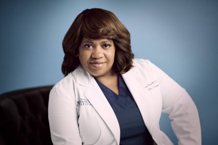 Chandra Wilson não sabia pronunciar uma simples palavra no começo de Grey’s Anatomy Dra Bailey (Chandra Wilson) em Grey's Anatomy (Divulgação)