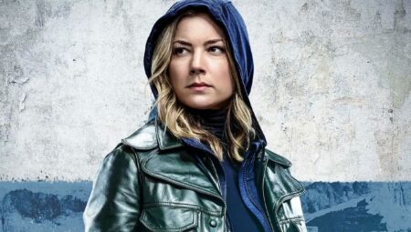Emily VanCamp como Sharon Carter em Falcão e o Soldado Invernal (Divulgação)