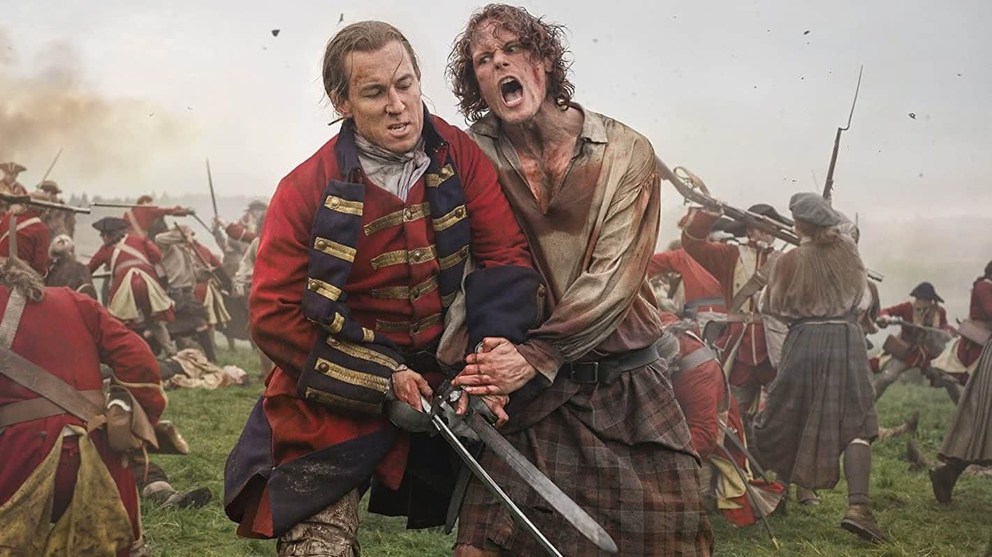 Jamie (Sam Heughan) e Black Jack Randall (Tobias Menzies) em Outlander (Reprodução)1