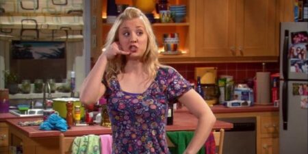 Penny (Kaley Cuoco) em The Big Bang Theory (Reprodução)