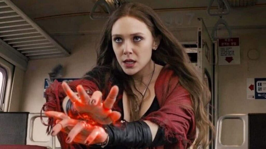 Wanda heroína ou Wanda vilã? Atriz garante clima de terror em Doutor Estranho 2 Wanda (Elizabeth Olsen) em Vingadores: Era de Ultron (Reprodução / Marvel)