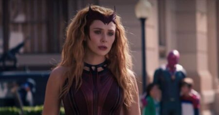 Diretor de WandaVision é escolhido para a série do Godzilla Feiticeira Escarlate (Elizabeth Olsen) em WandaVision (Reprodução / Disney+)