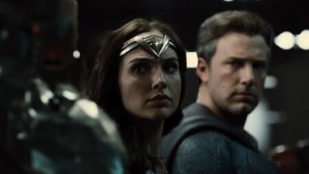 Mulher-Maravilha (Gal Gadot) e Batman (Ben Affleck) em Zack Snyder's Justice League (Reprodução / HBO)