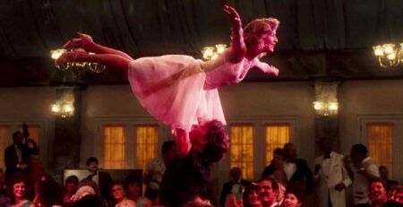 Dirty Dancing: Sequência de clássico já tem novo diretor Jennifer Grey e Patrick Swayze em Dirty Dancing-Ritmo Quente (Reprodução)